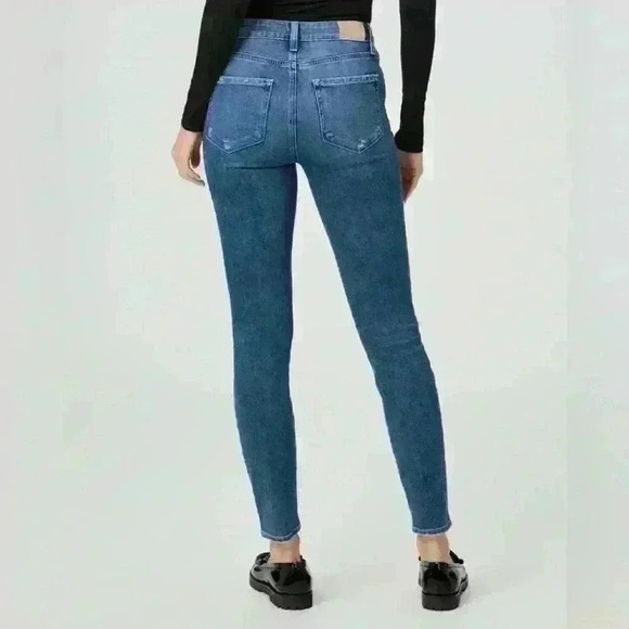 PAIGE Denim Jeans Hoxton Ankle Size 28 Medium Blue Frayed Hem Distressed - Picture 2 of 12